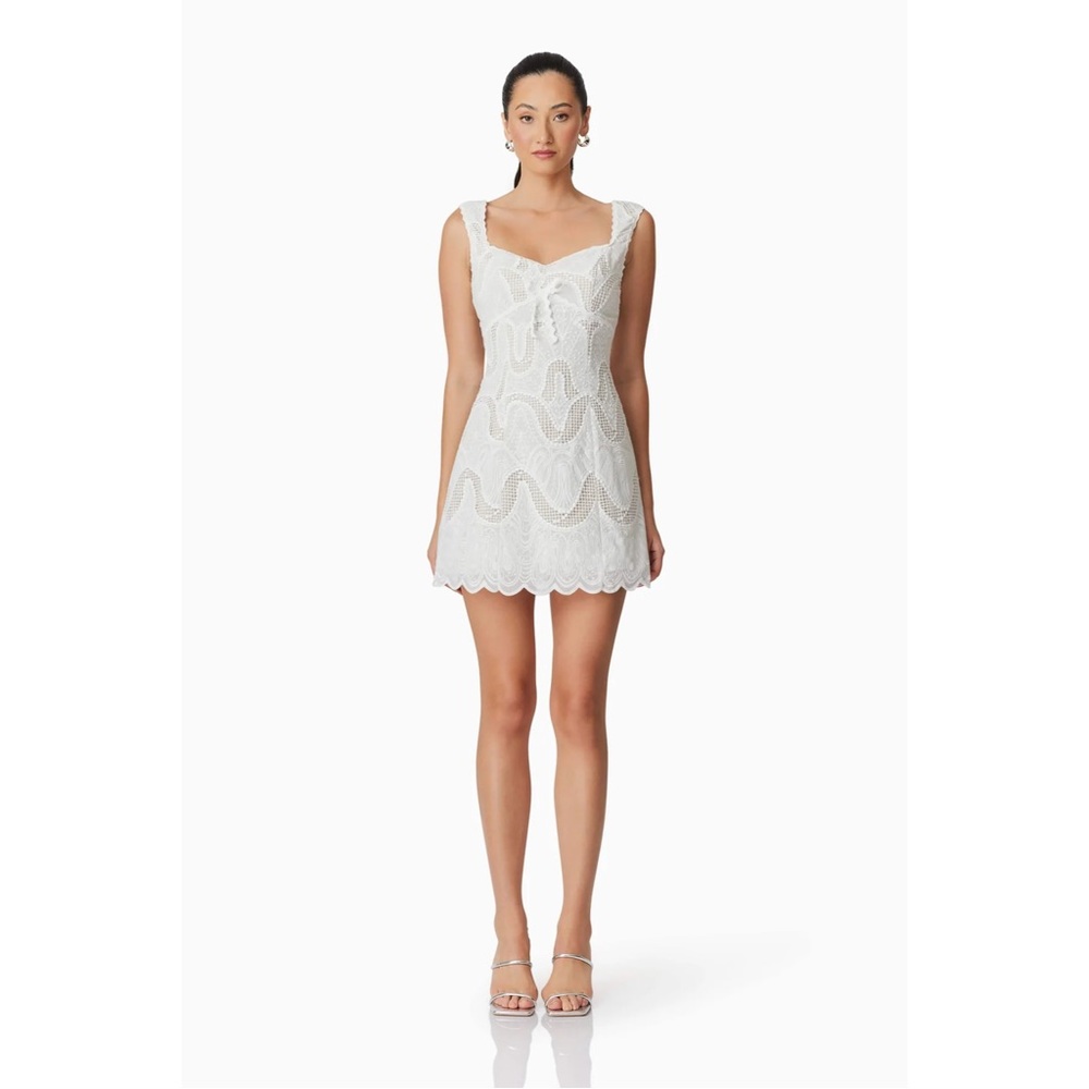 Elliatt Eliza Mini Dress - Picture 2 of 6